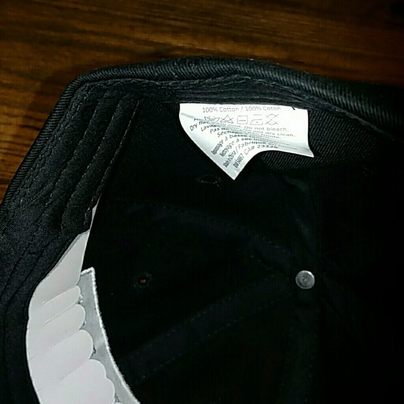 Victoria's Secret Black Sport Cap - Picture 5 of 5